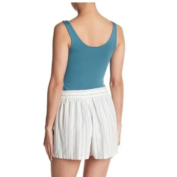 Abound Stripe Linen Blend Shorts - Picture 2 of 5